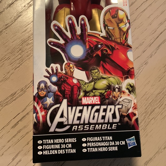 Iron man action figure NEW. - Picture 3 of 7